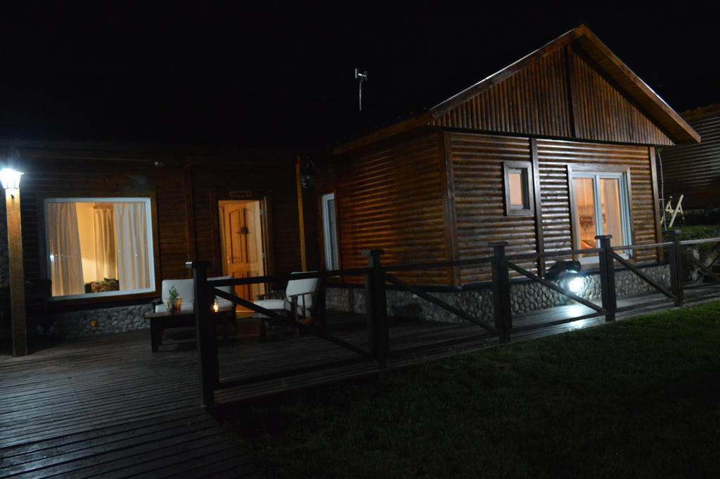 Cabanas Teuepen El Calafate Exterior photo